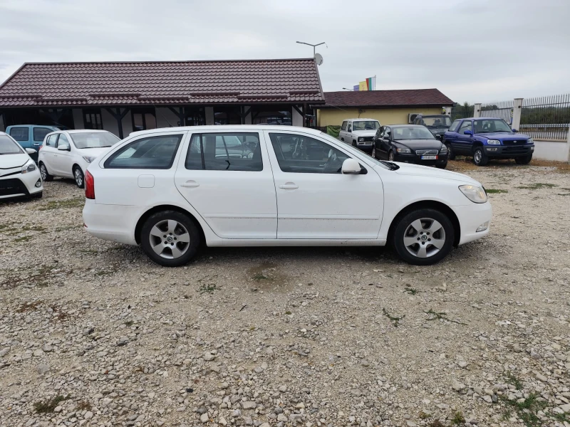 Skoda Octavia 1.6 дизел Германия, снимка 4 - Автомобили и джипове - 47238463