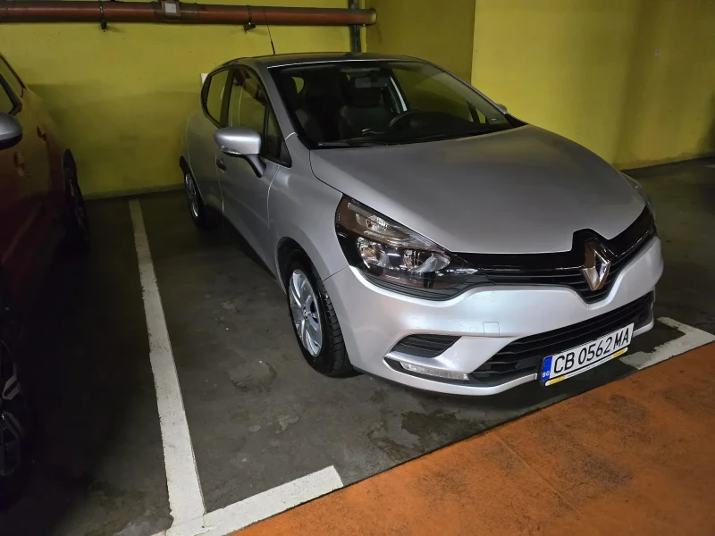 Renault Clio, снимка 1 - Автомобили и джипове - 47320536