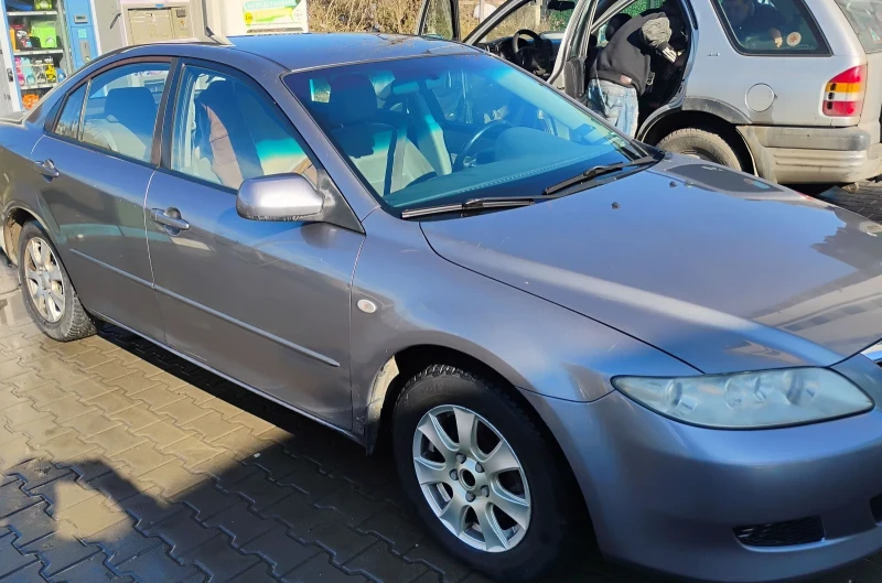 Mazda 6 2.0 TDI, снимка 3 - Автомобили и джипове - 48834134