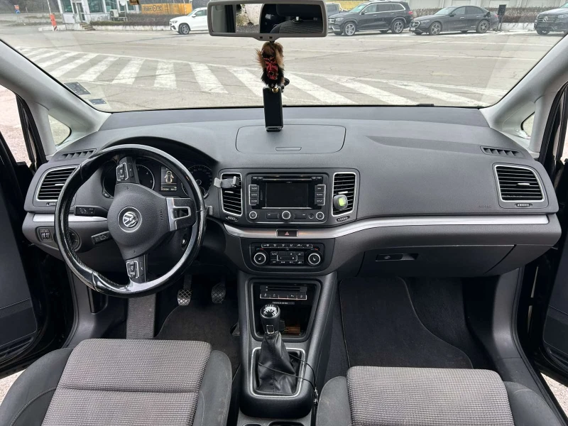 VW Sharan, снимка 8 - Автомобили и джипове - 49205049