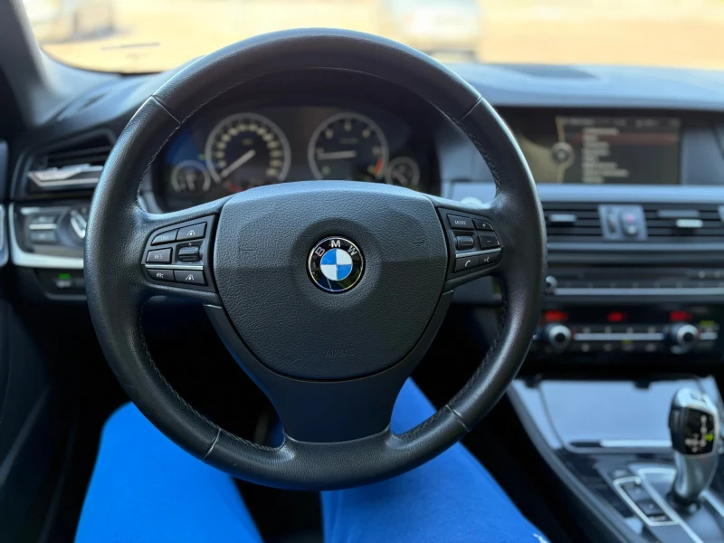 BMW 520 Keyless - Panorama - Distronic, снимка 15 - Автомобили и джипове - 52594566