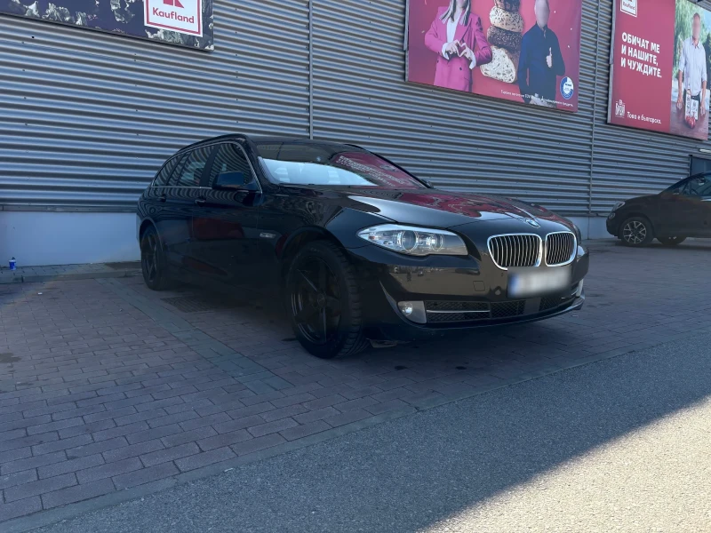 BMW 520 Keyless - Panorama - Distronic, снимка 3 - Автомобили и джипове - 52594566
