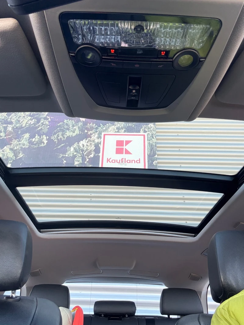 BMW 520 Keyless - Panorama - Distronic, снимка 9 - Автомобили и джипове - 52594566