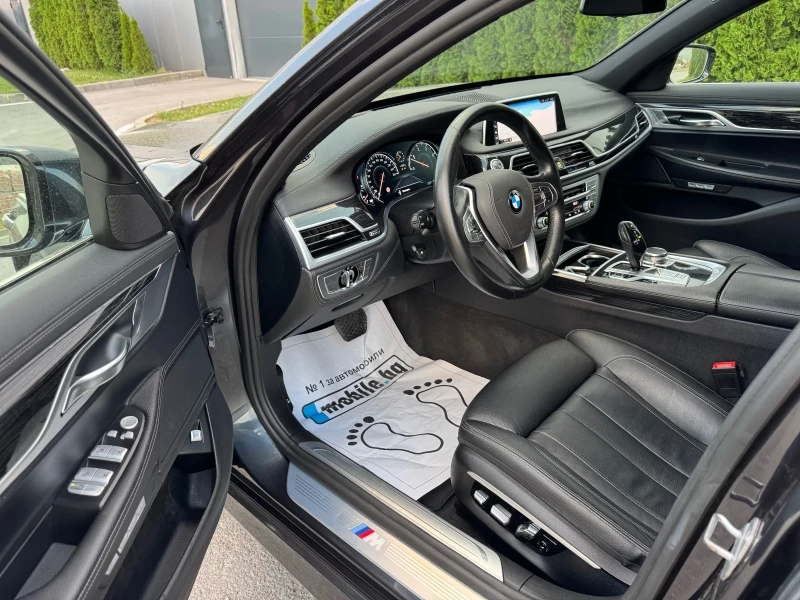 BMW 730 D X-Drive/M-Pack/Digital/Laser/ШВЕЙЦАРИЯ!!!, снимка 8 - Автомобили и джипове - 51140841