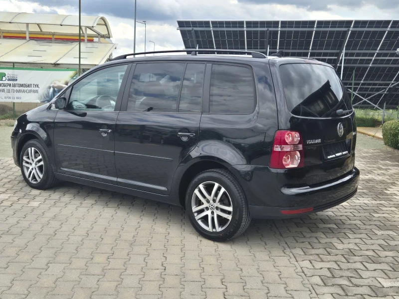 VW Touran 2.0TDI 140к.с Автомат ВММ, снимка 10 - Автомобили и джипове - 51496965
