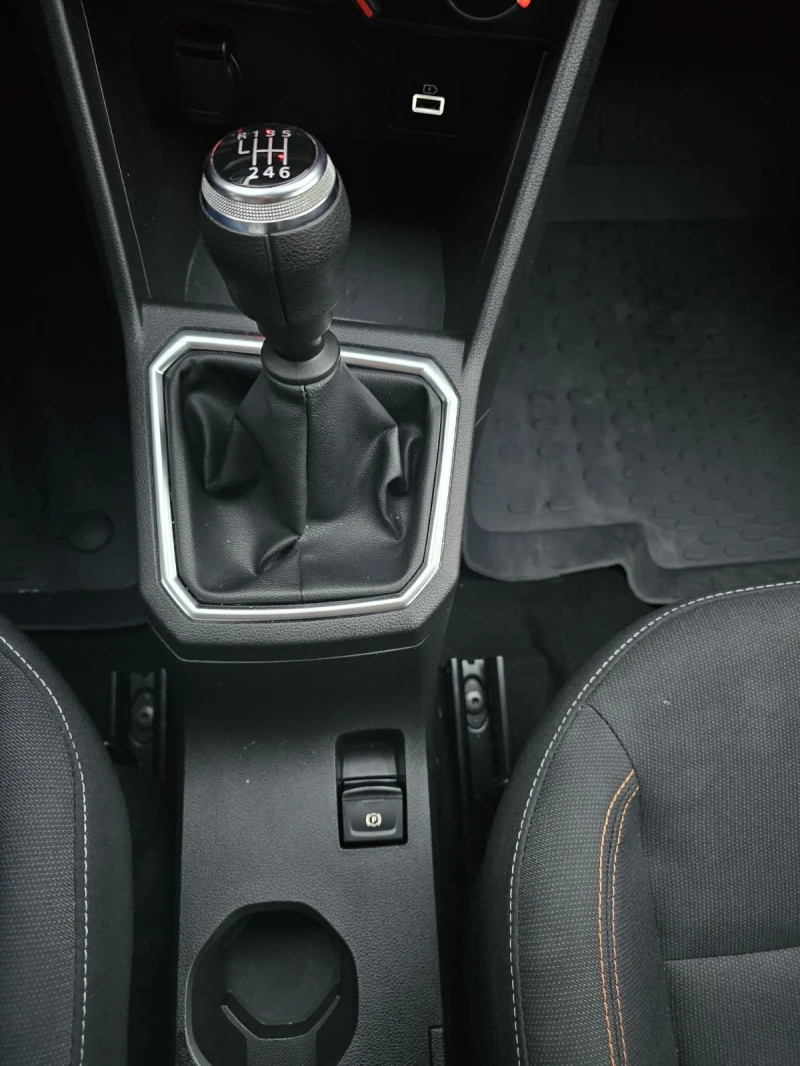 Dacia Sandero 1.0 TCe 90 Stop&Start LPG, снимка 11 - Автомобили и джипове - 52773982
