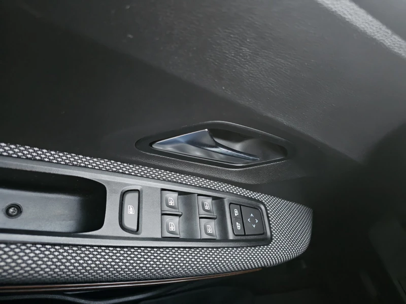 Dacia Sandero 1.0 TCe 90 Stop&Start LPG, снимка 12 - Автомобили и джипове - 52773982