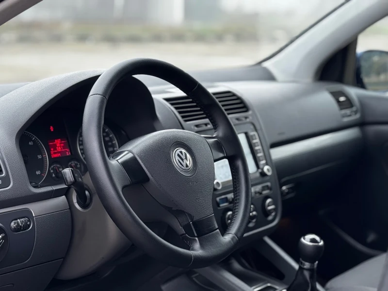 VW Golf 2.0TDI/НАВИГАЦИЯ/ИТАЛИЯ, снимка 12 - Автомобили и джипове - 52907632