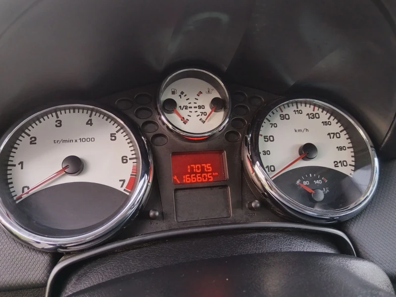 Peugeot 207 207сс, снимка 5 - Автомобили и джипове - 53235799
