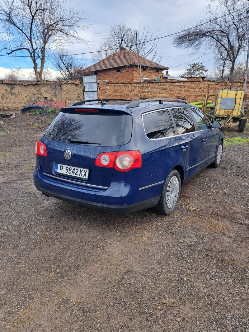 VW Passat 2.0 TDI, снимка 4 - Автомобили и джипове - 53267143
