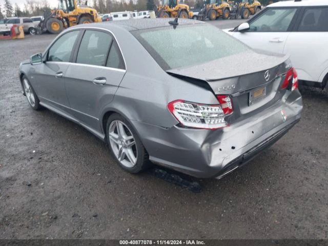 Mercedes-Benz E 500 550/4MATIC/HARMAN-KARDON/ПОДРЕВ-ОБДУХВАНЕ/НАВИ/, снимка 5 - Автомобили и джипове - 48239842