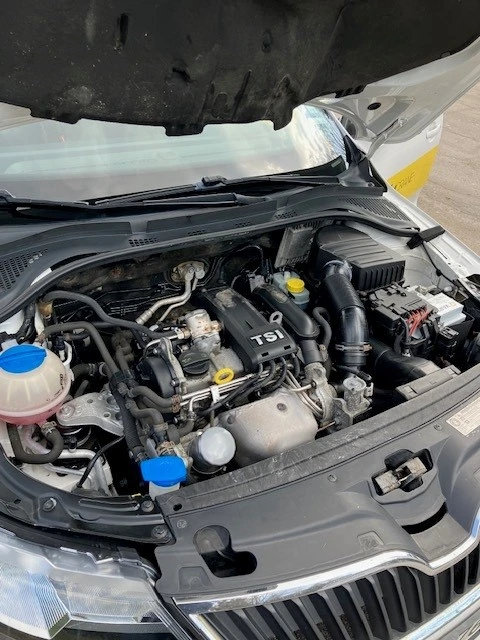 Skoda Rapid, снимка 8 - Автомобили и джипове - 53856602