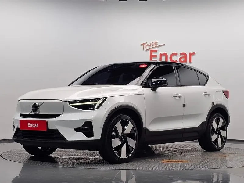 Volvo C40 САМО 30% АВАНС