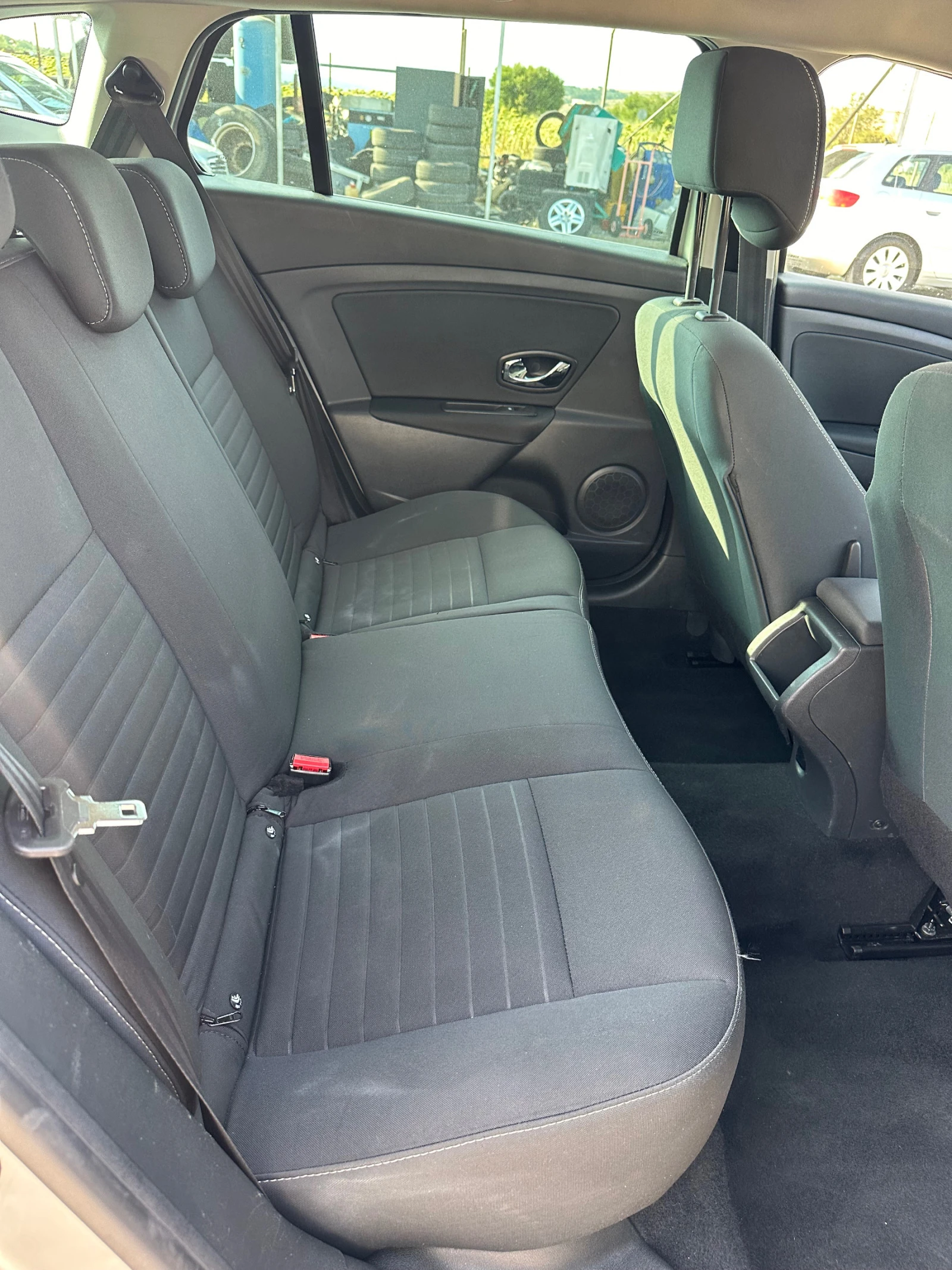 Renault Megane 1.5dCI Limited Euro 6/B | Mobile.bg   12