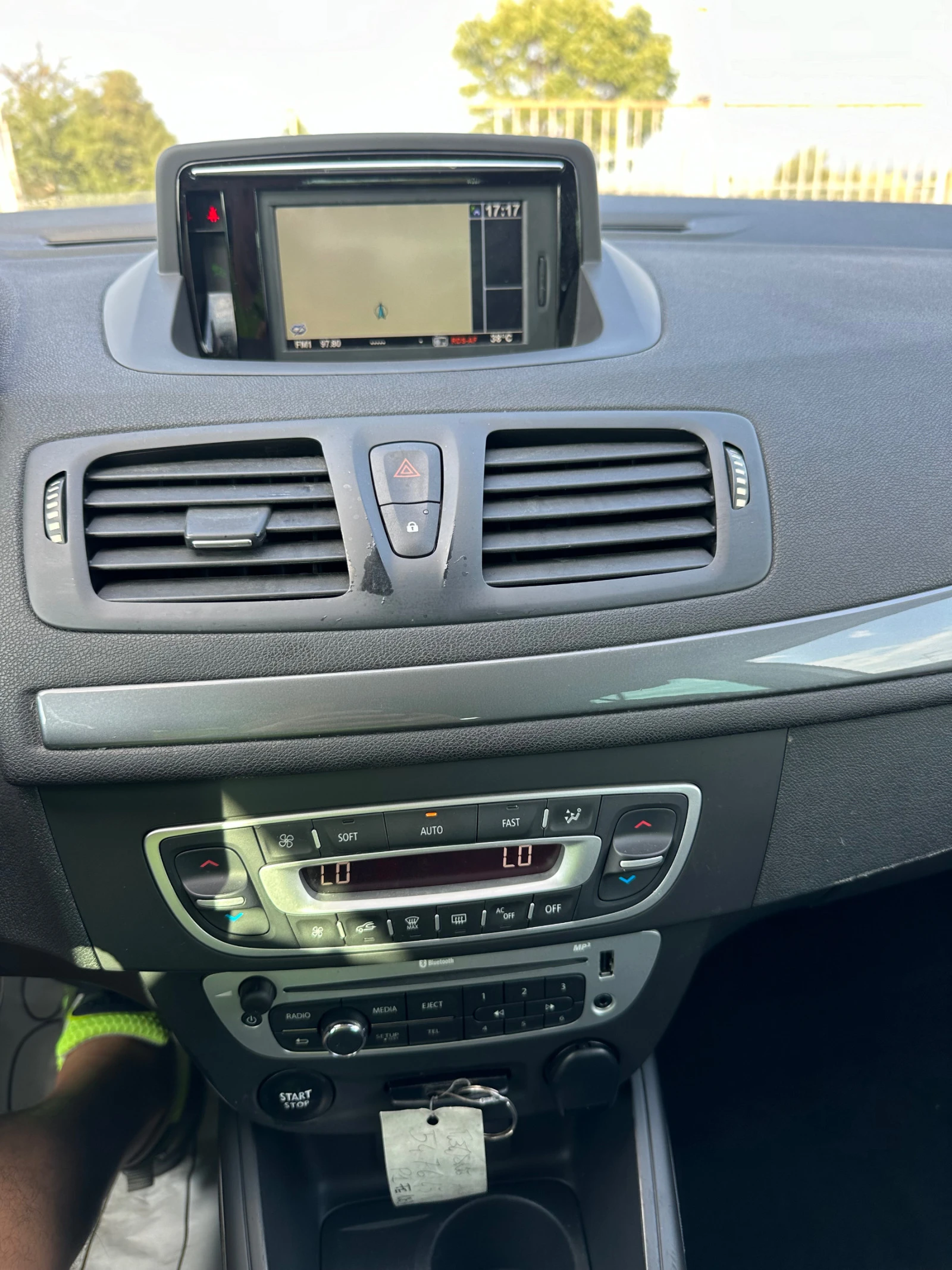 Renault Megane 1.5dCI Limited Euro 6/B | Mobile.bg   11