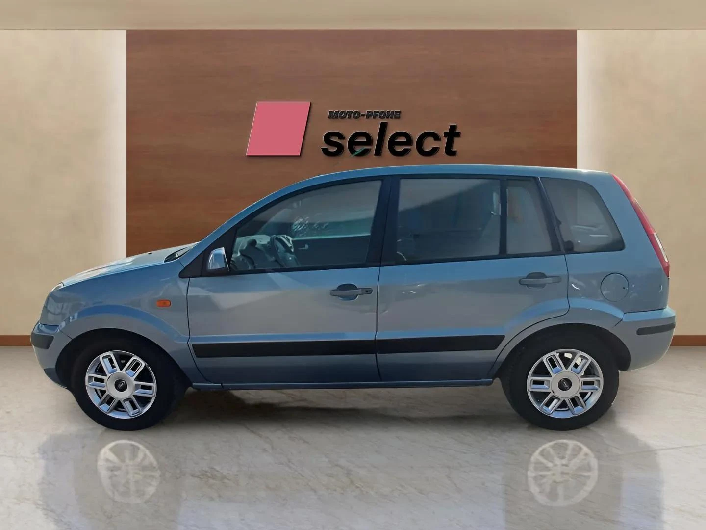 Ford Fusion 1.6 TDCi - изображение 8