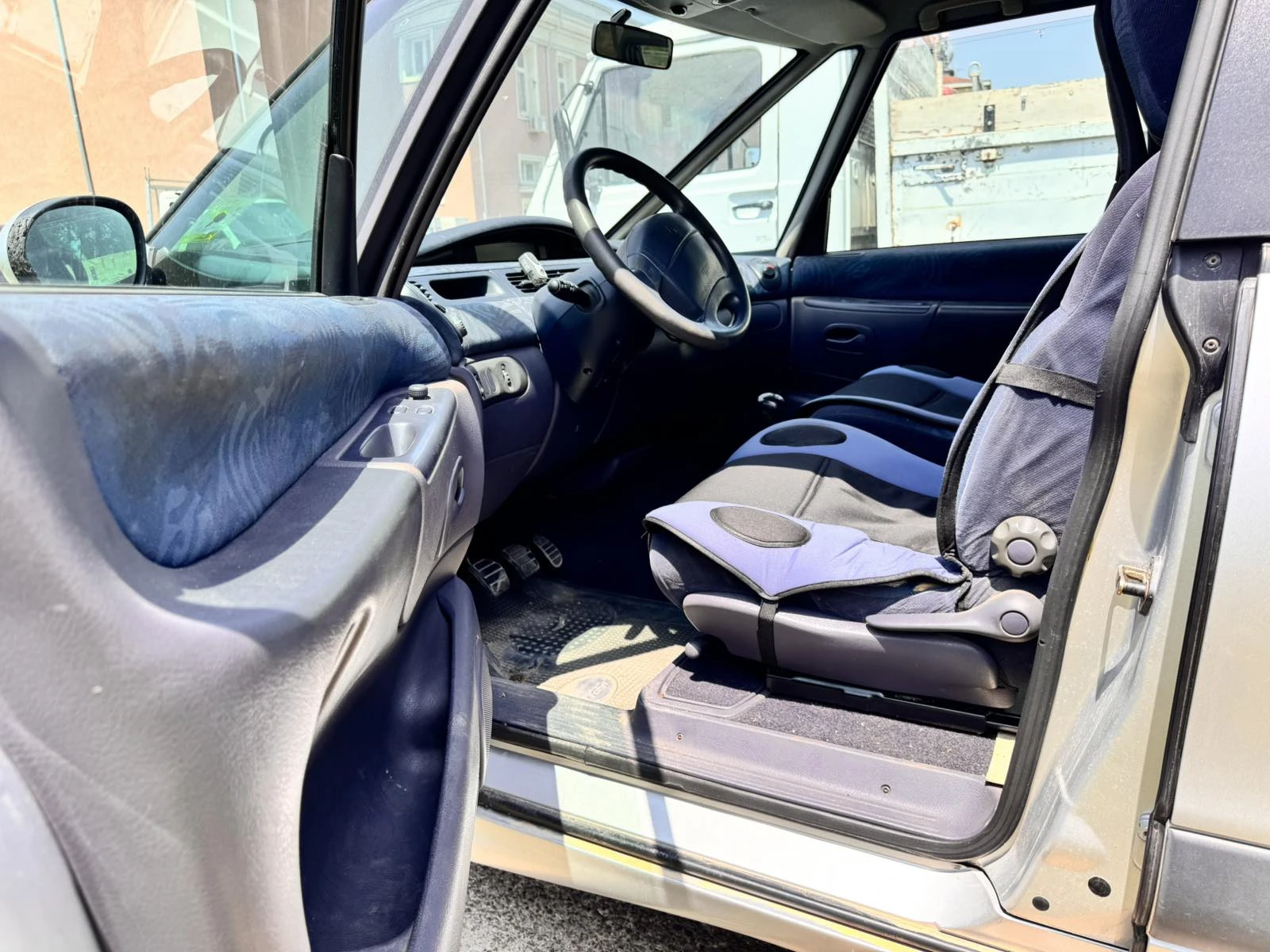 Renault Espace 2.2d - изображение 10