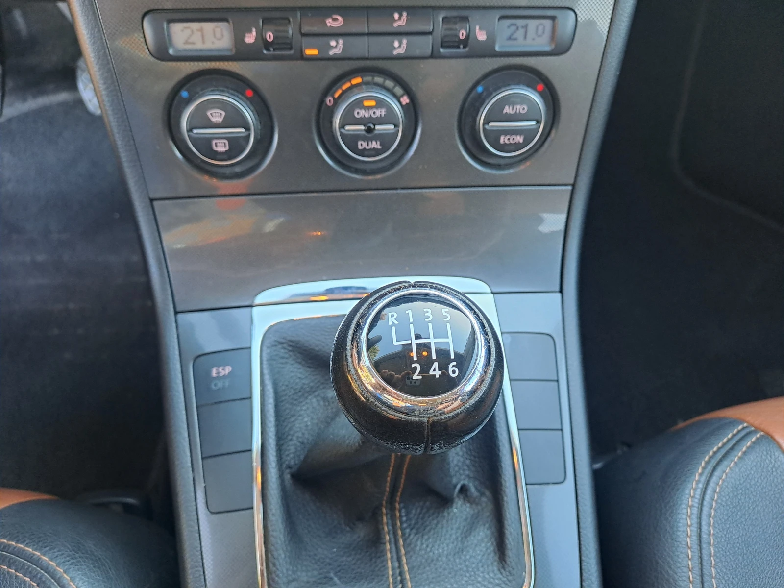 VW Passat 2.0 TDI | Mobile.bg — изображение 12