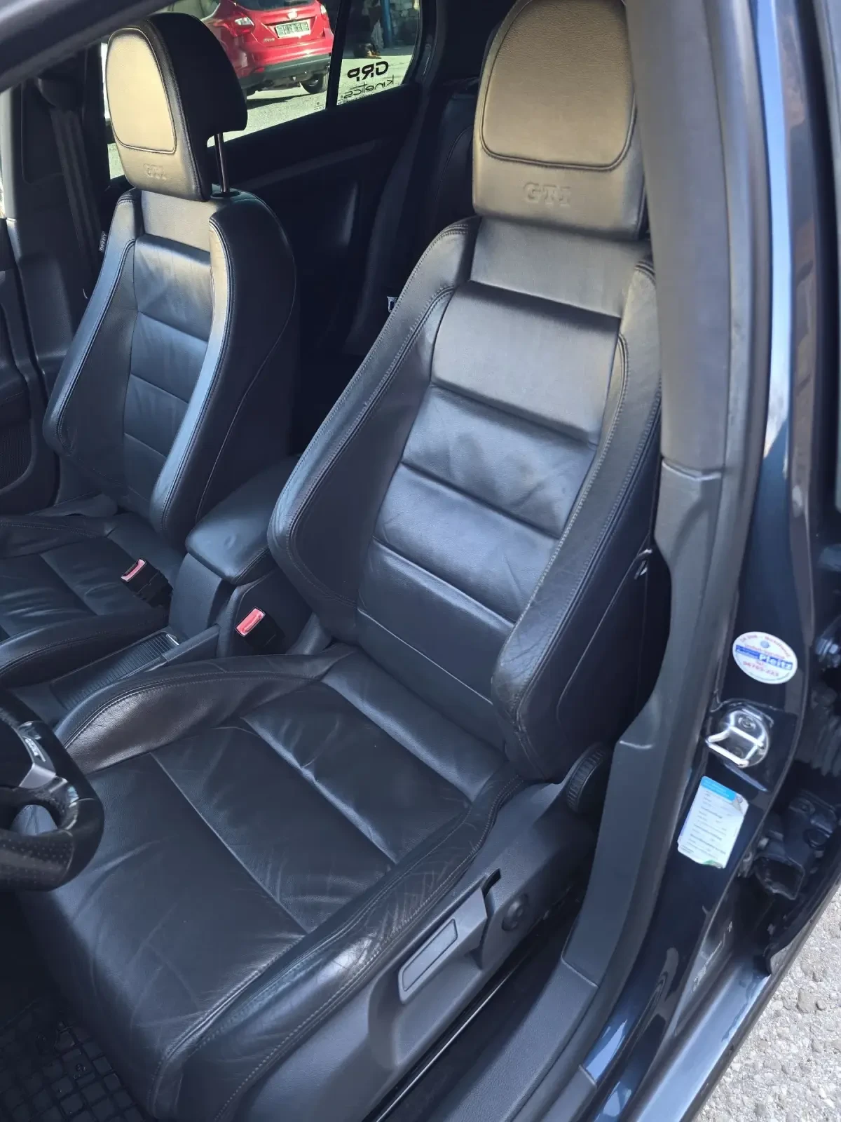 VW Golf 2.0 GTI | Mobile.bg — изображение 14
