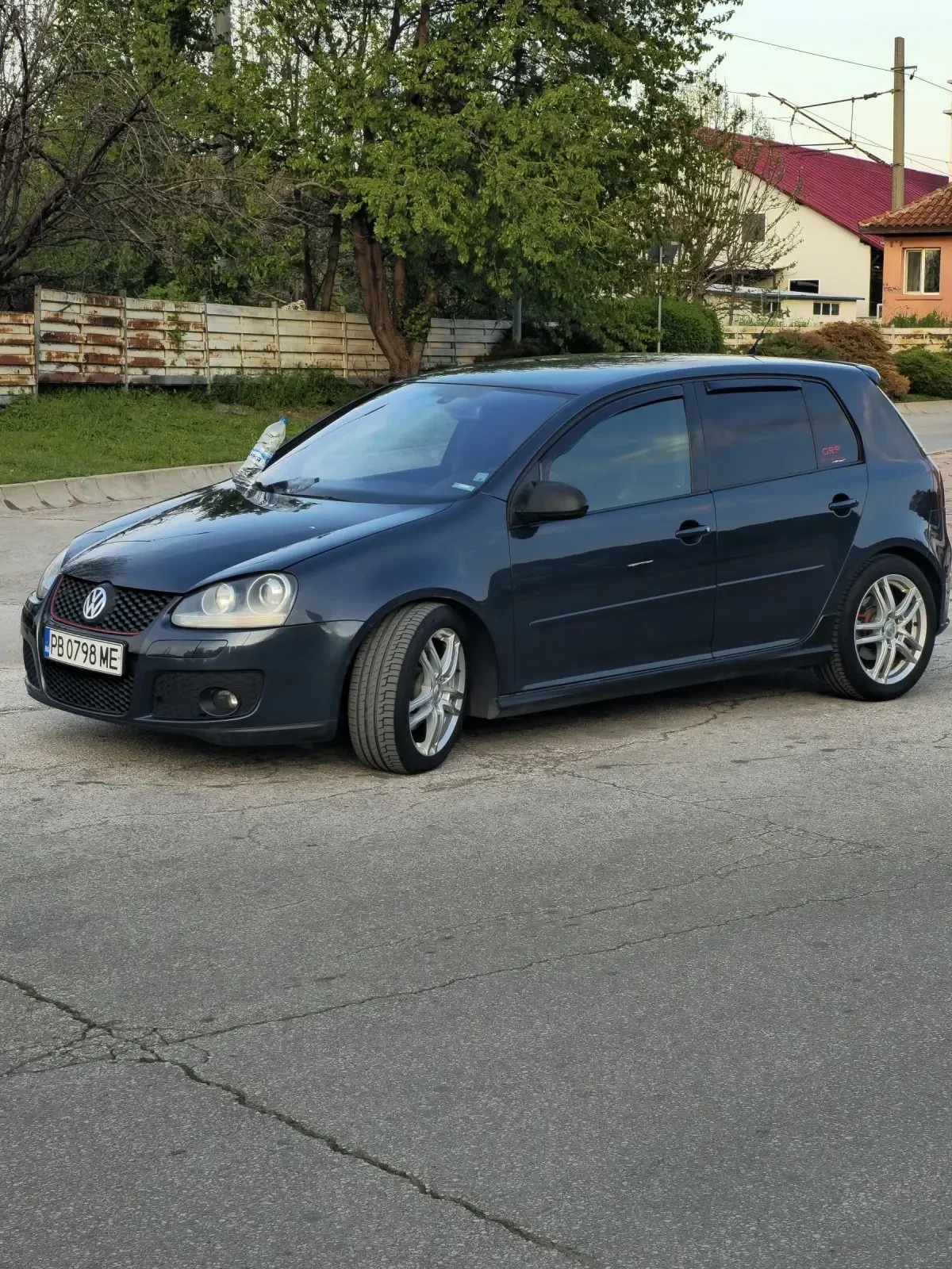 VW Golf 2.0 GTI | Mobile.bg — изображение 1