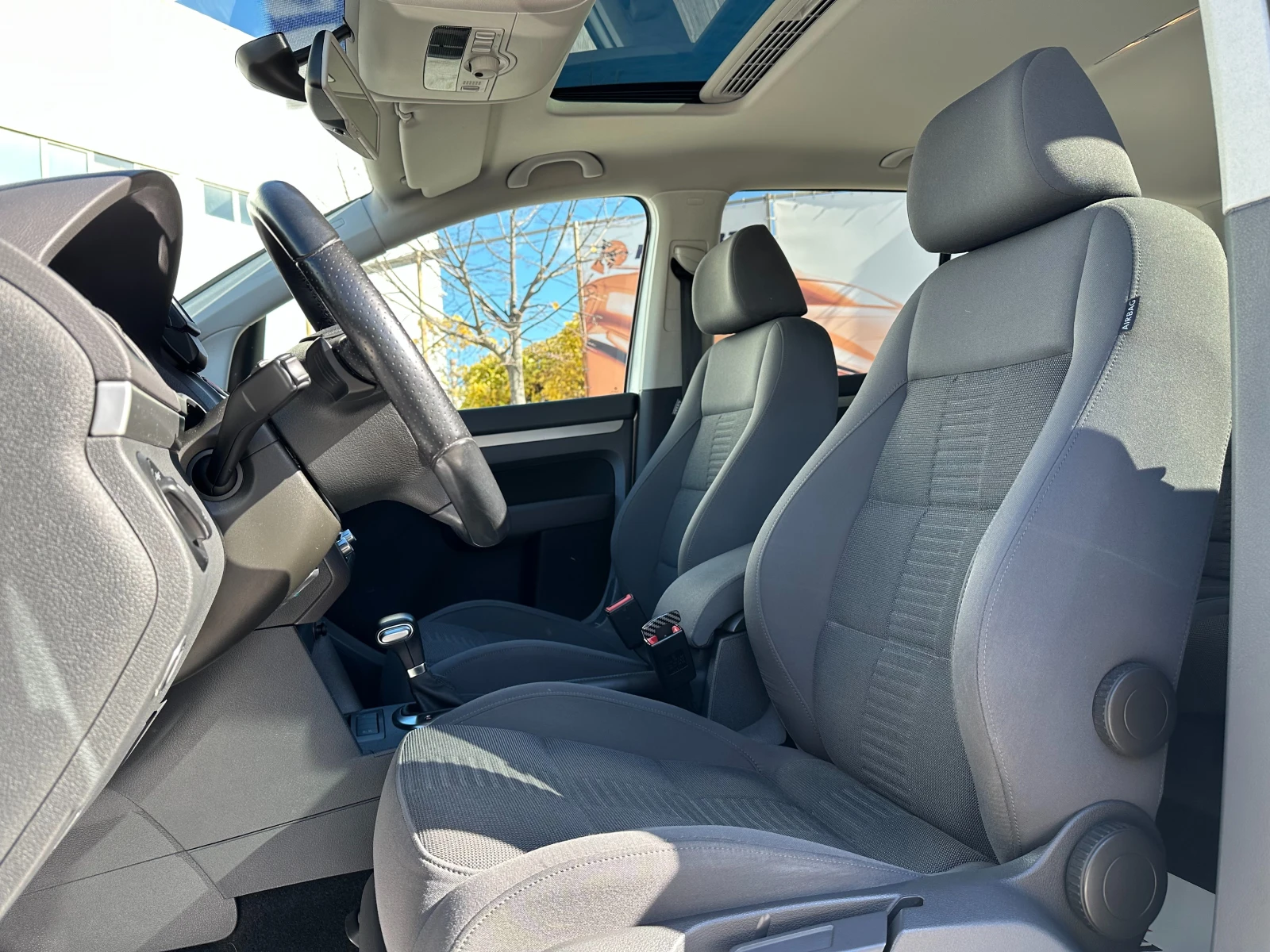 VW Touran R line 1.4i 170 .. / | Mobile.bg   8