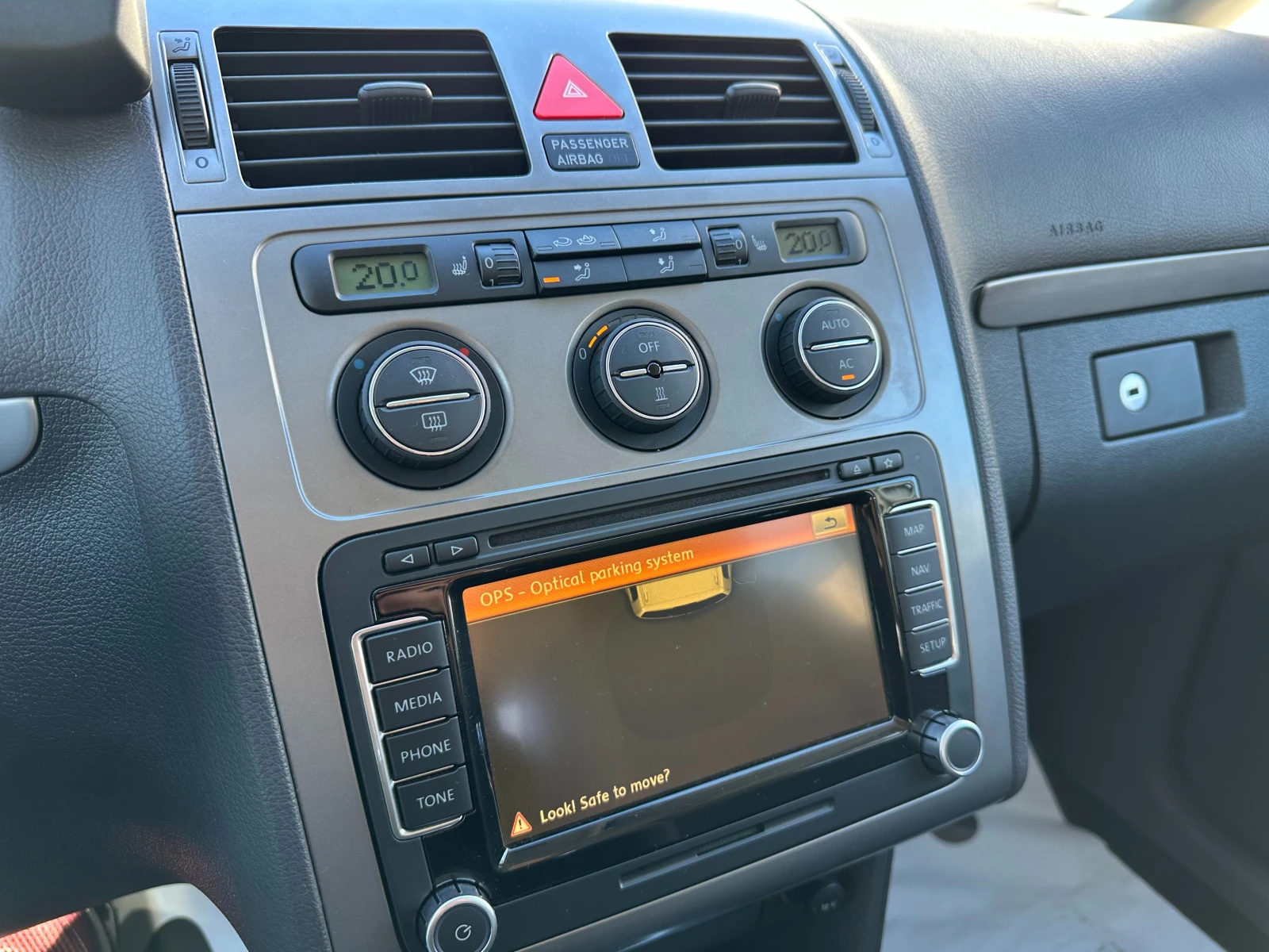 VW Touran R line 1.4i 170 .. / | Mobile.bg   13