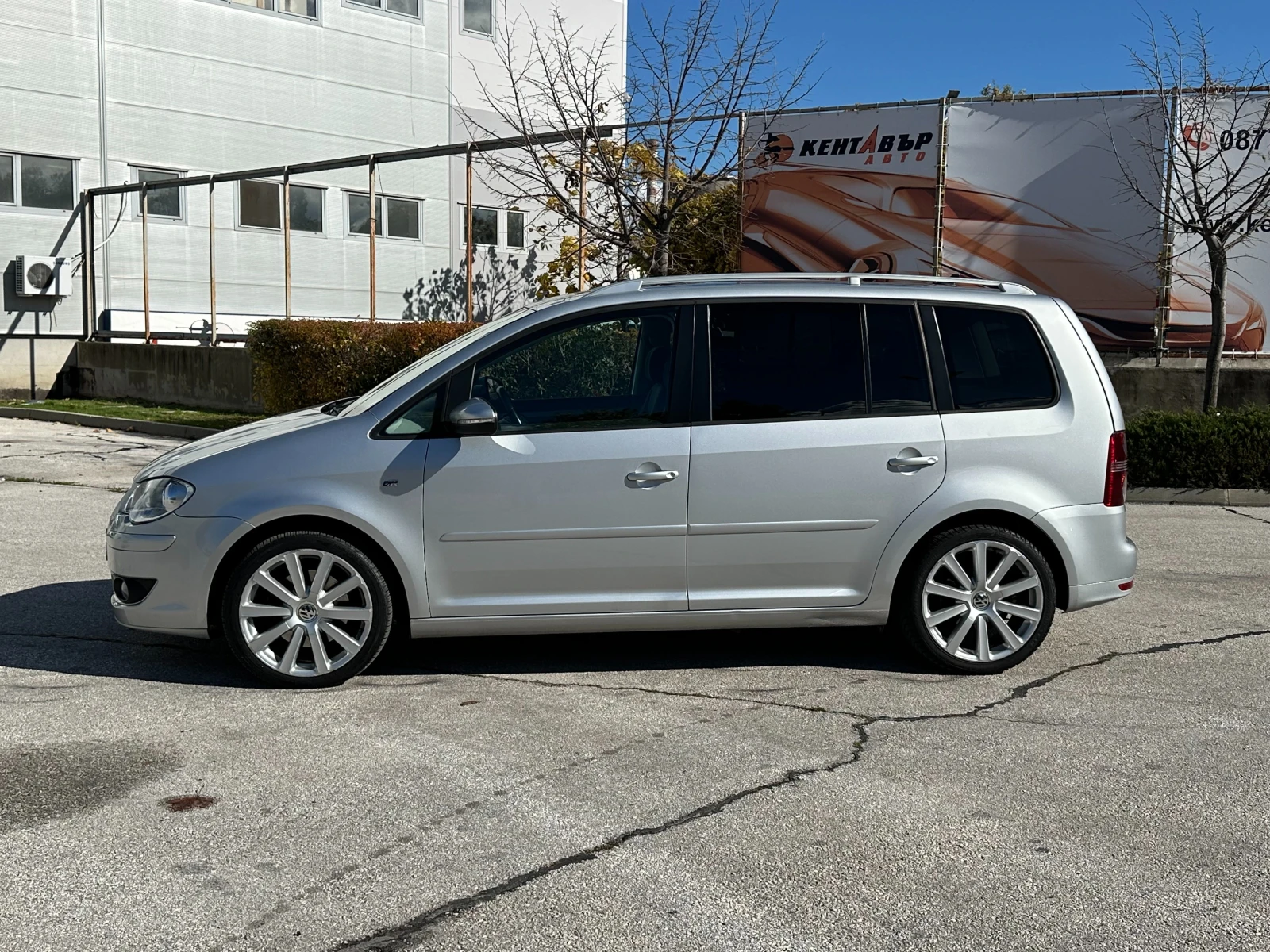 VW Touran R line 1.4i 170 .. / | Mobile.bg   2