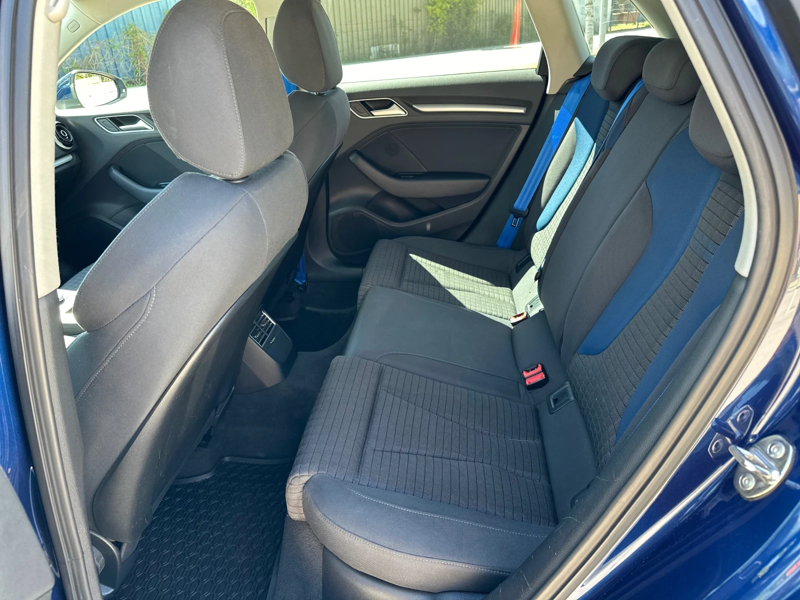 Audi A3 Sportback - изображение 7