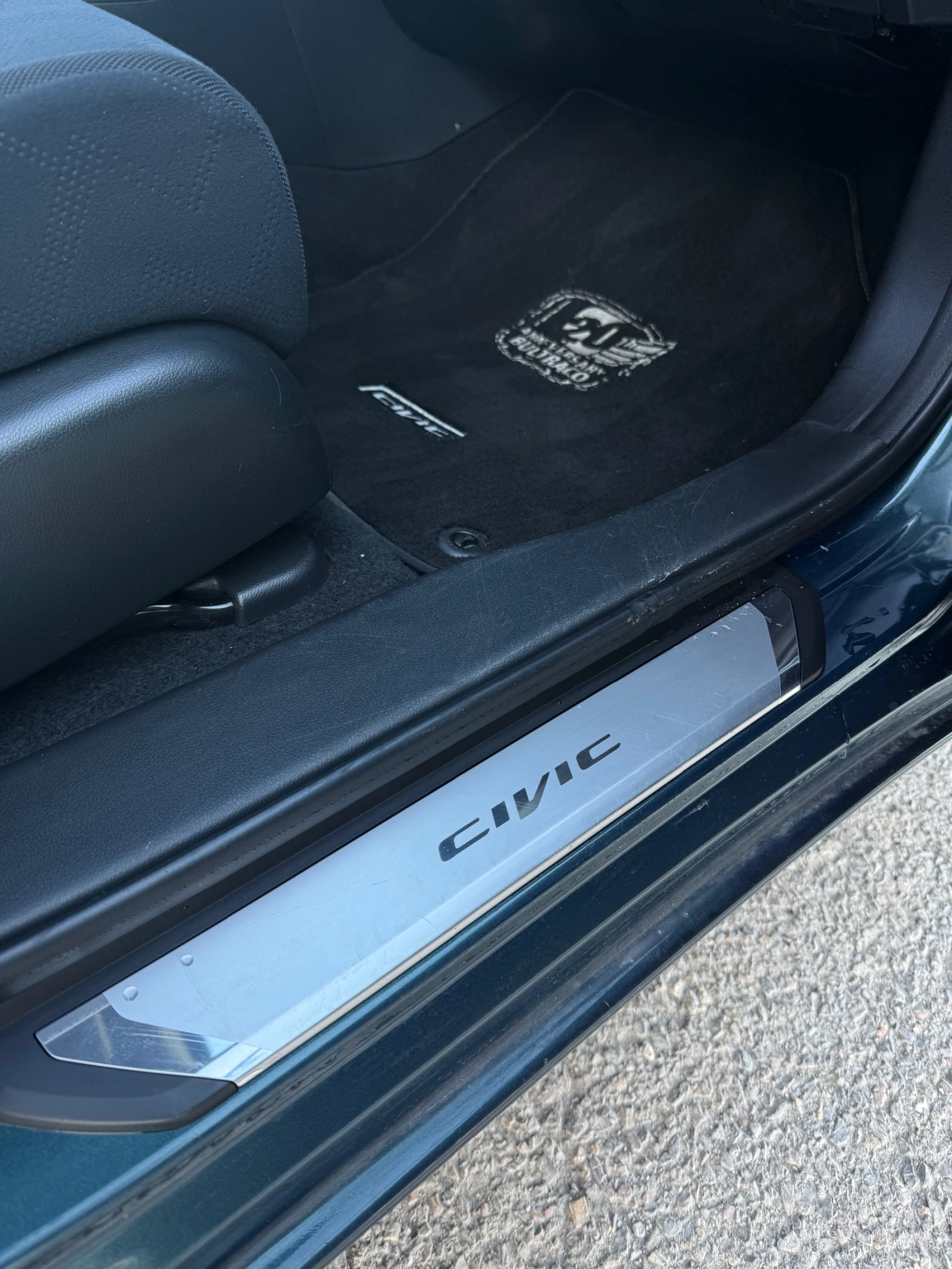 Honda Civic 1.8 i-VTEC  - изображение 5