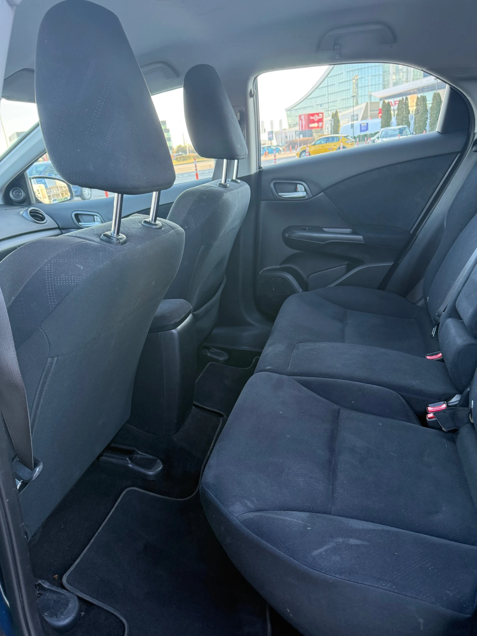 Honda Civic 1.8 i-VTEC  - изображение 9