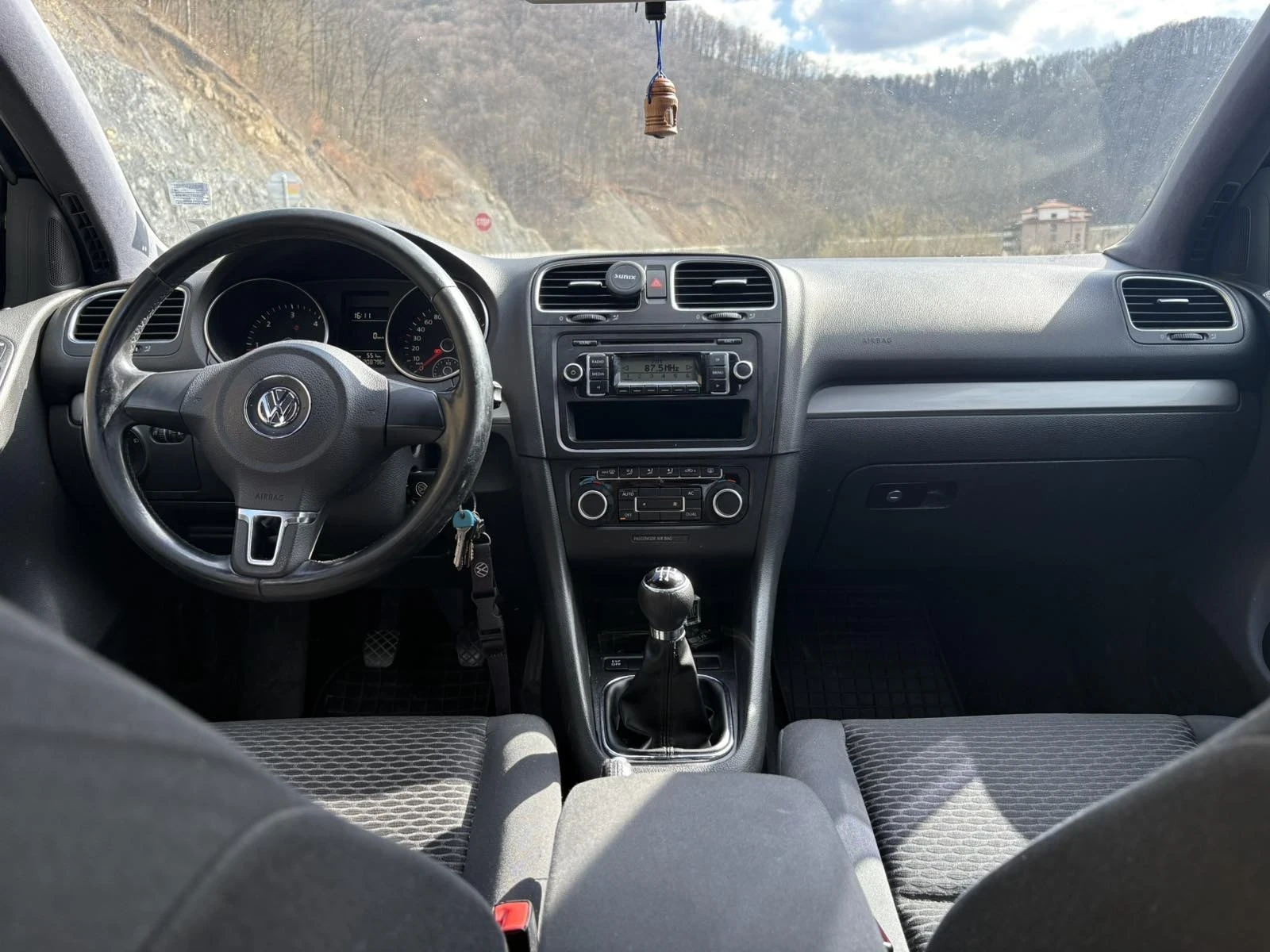 VW Golf  2.0TDI, снимка 8 - Автомобили и джипове - 54171546