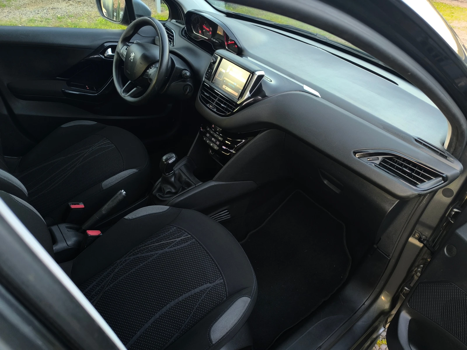 Peugeot 208 FACE LIFT-1.4HDI-68��-���������-�����������-EURO 5 | Mobile.bg � ����������� 14