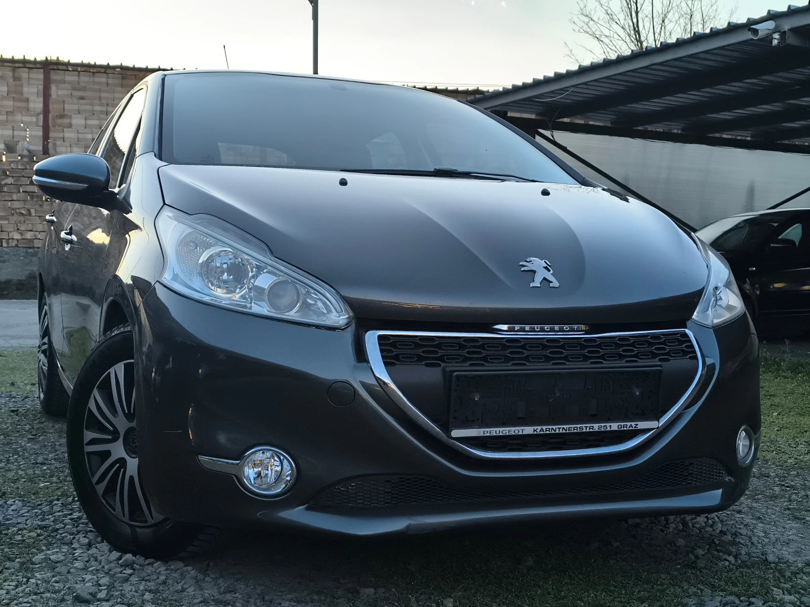 Peugeot 208 FACE LIFT-1.4HDI-68кс-НАВИГАЦИЯ-КЛИМАТРОНИК-EURO 5