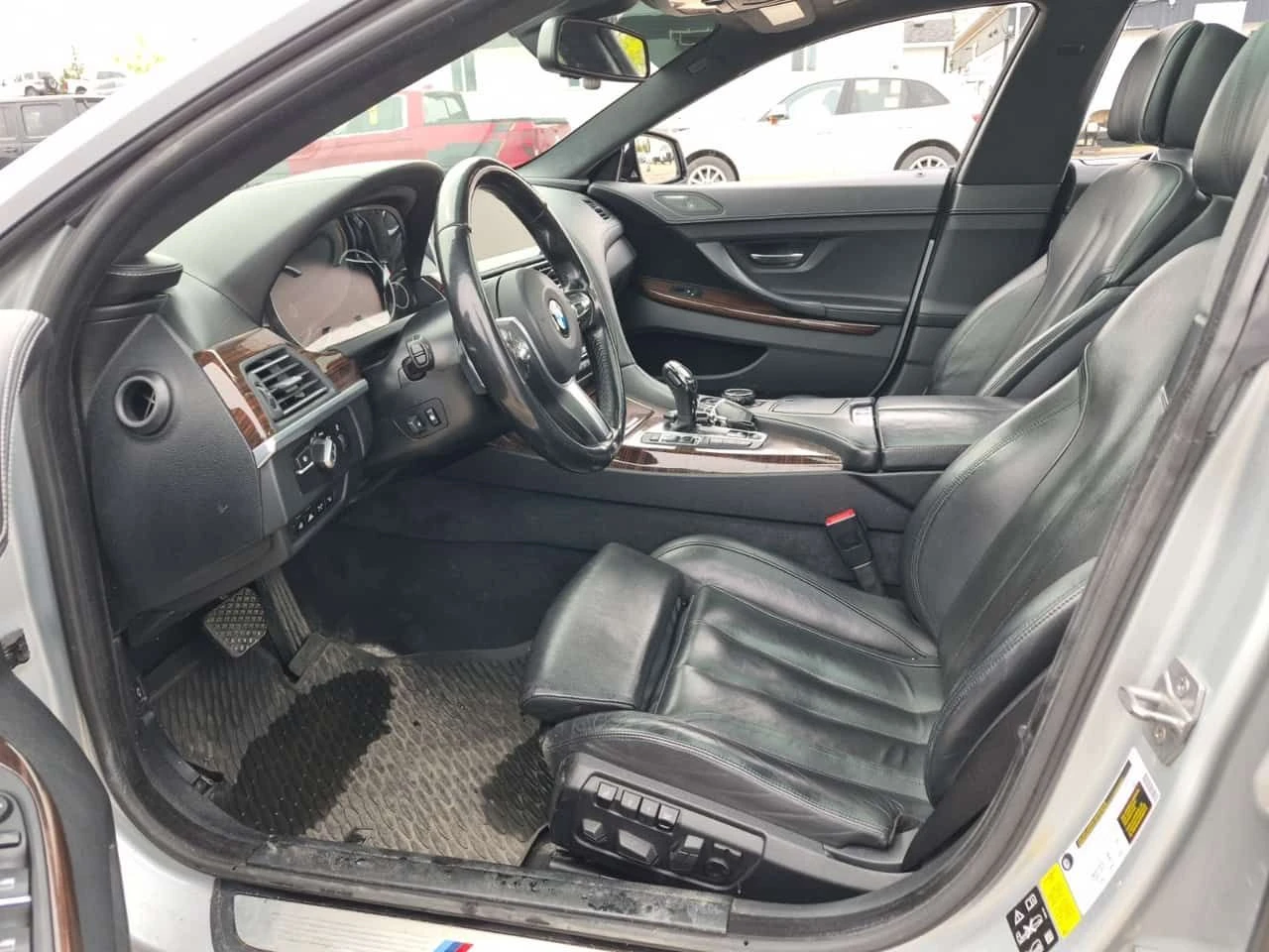BMW 640 I XDRIVE | КОЖА | ПАМЕТ | ПАНОРАМА , снимка 8 - Автомобили и джипове - 54677750