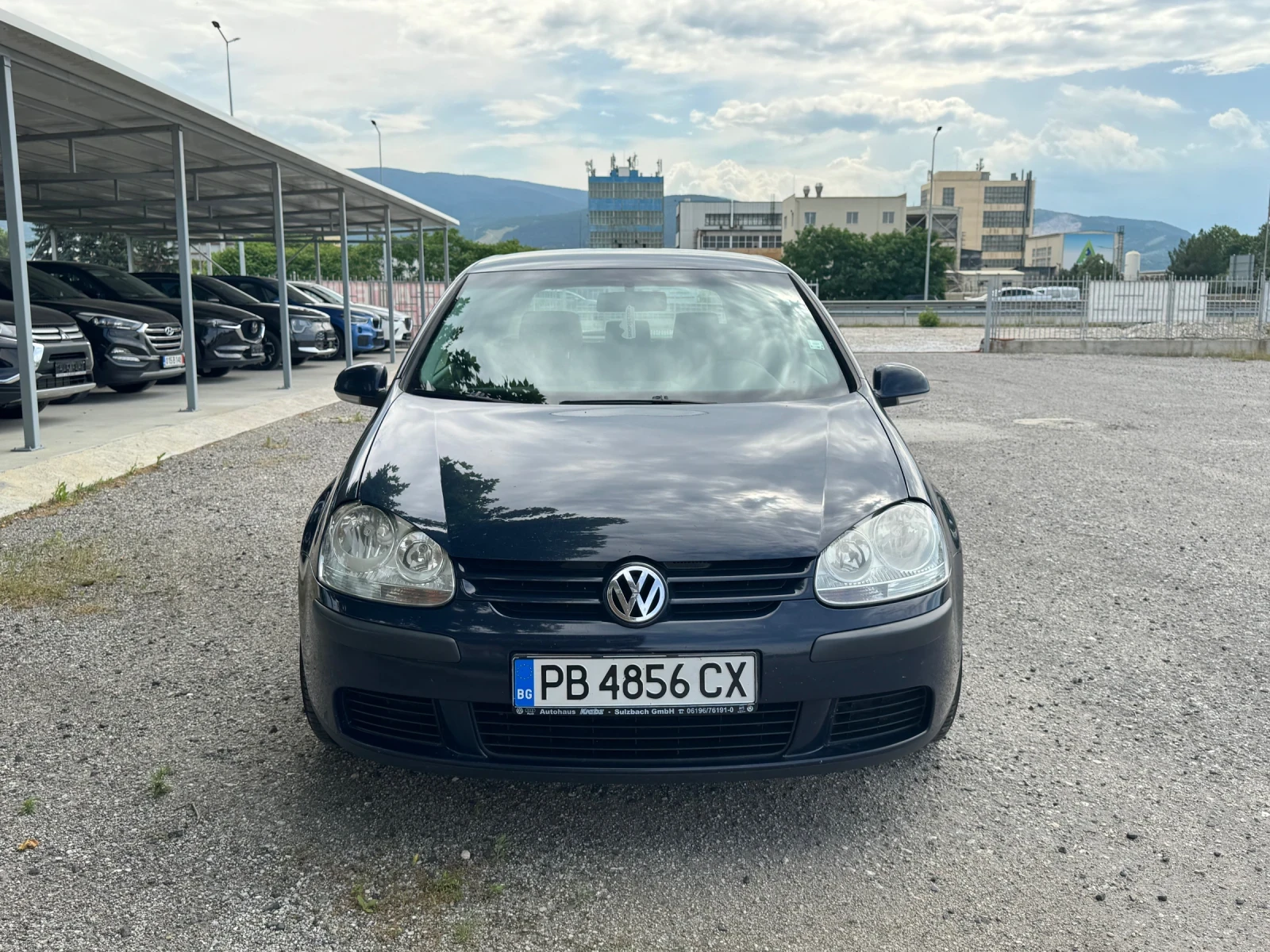 VW Golf 1.9TDI 105к.с Ръчка климатроник Регистриран, снимка 2 - Автомобили и джипове - 54765616