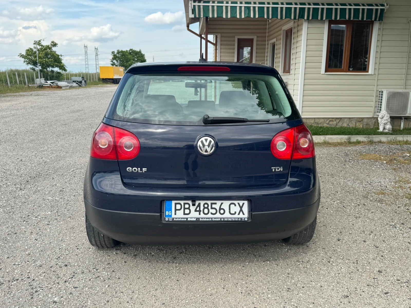 VW Golf 1.9TDI 105к.с Ръчка климатроник Регистриран, снимка 5 - Автомобили и джипове - 54765616