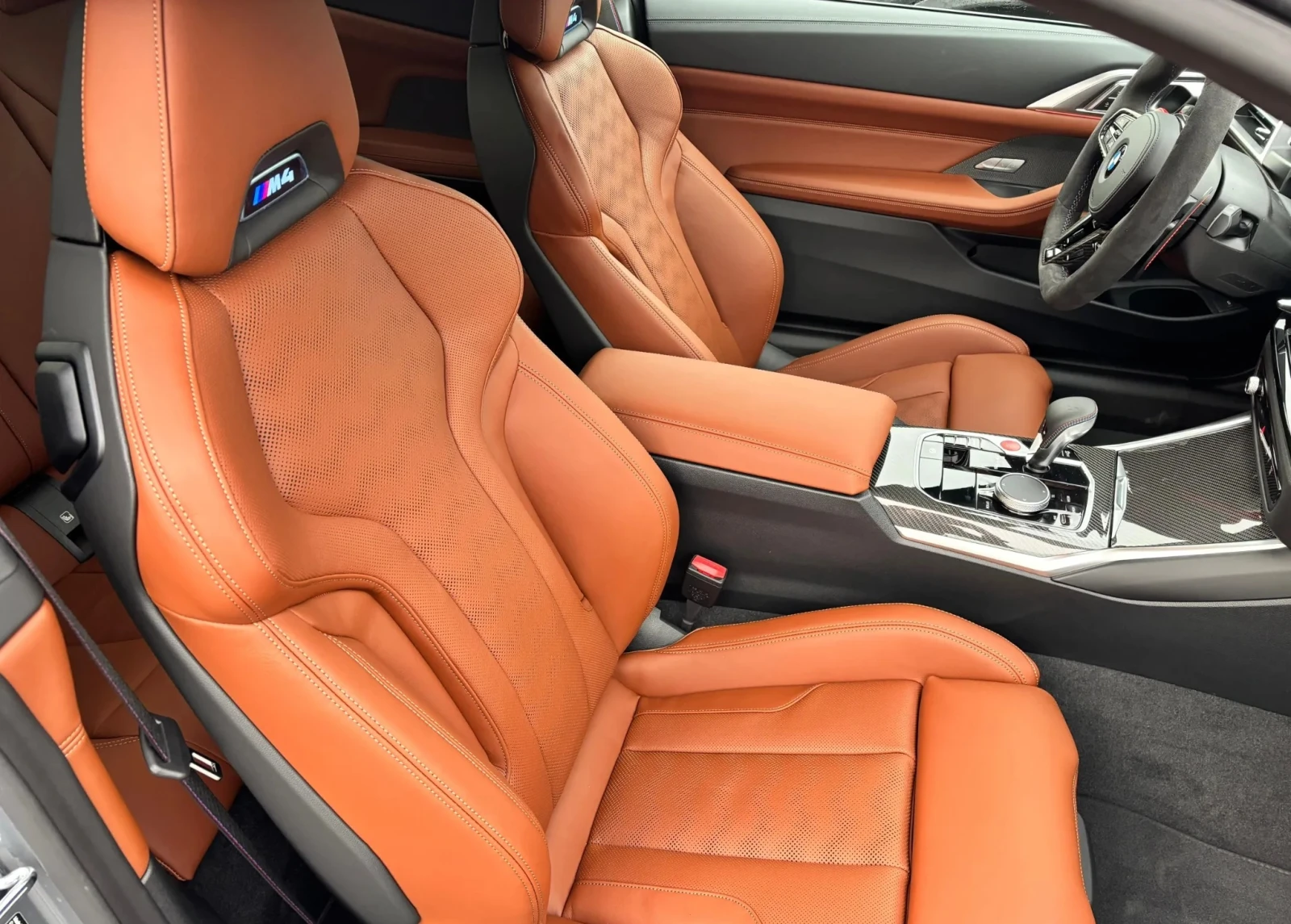 BMW M4 Competition M xDrive, снимка 7 - Автомобили и джипове - 55061265