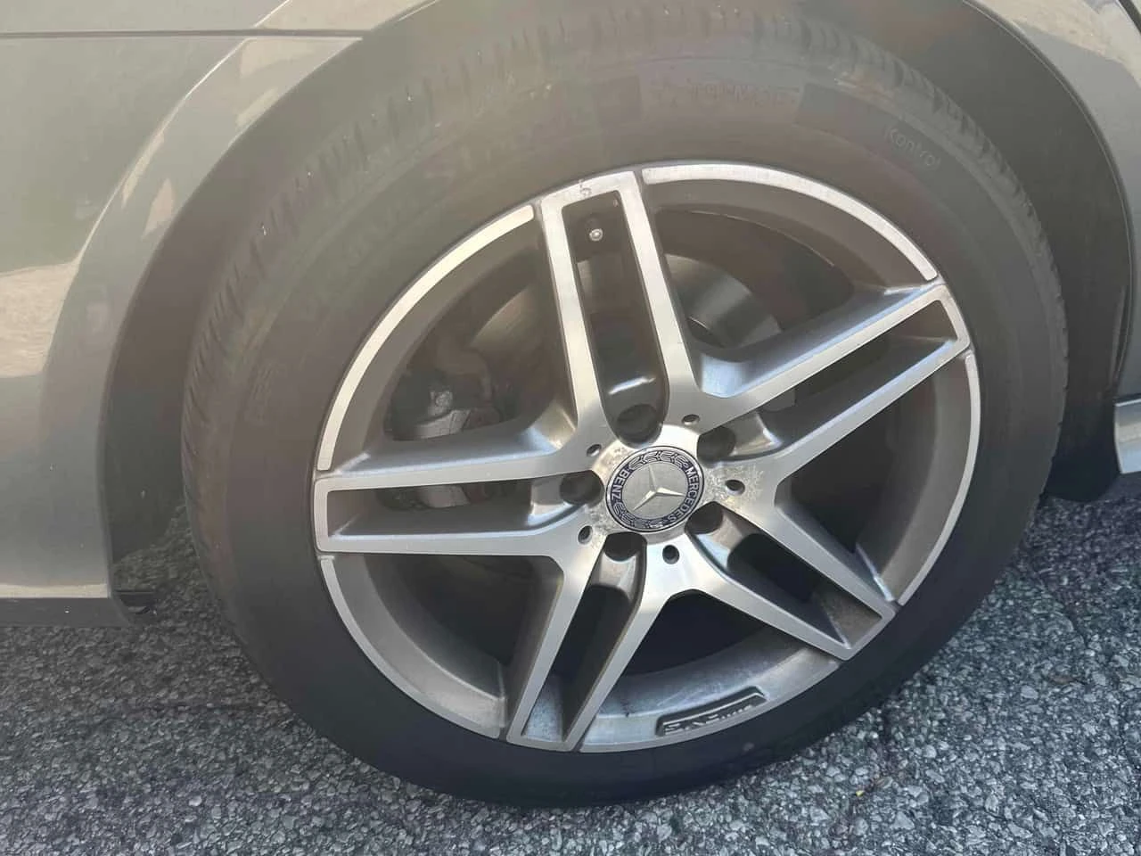 Mercedes-Benz E 400 * CARFAX * ОПЦИЯ ЗА АВТОКРЕДИТ * , снимка 14 - Автомобили и джипове - 55550818