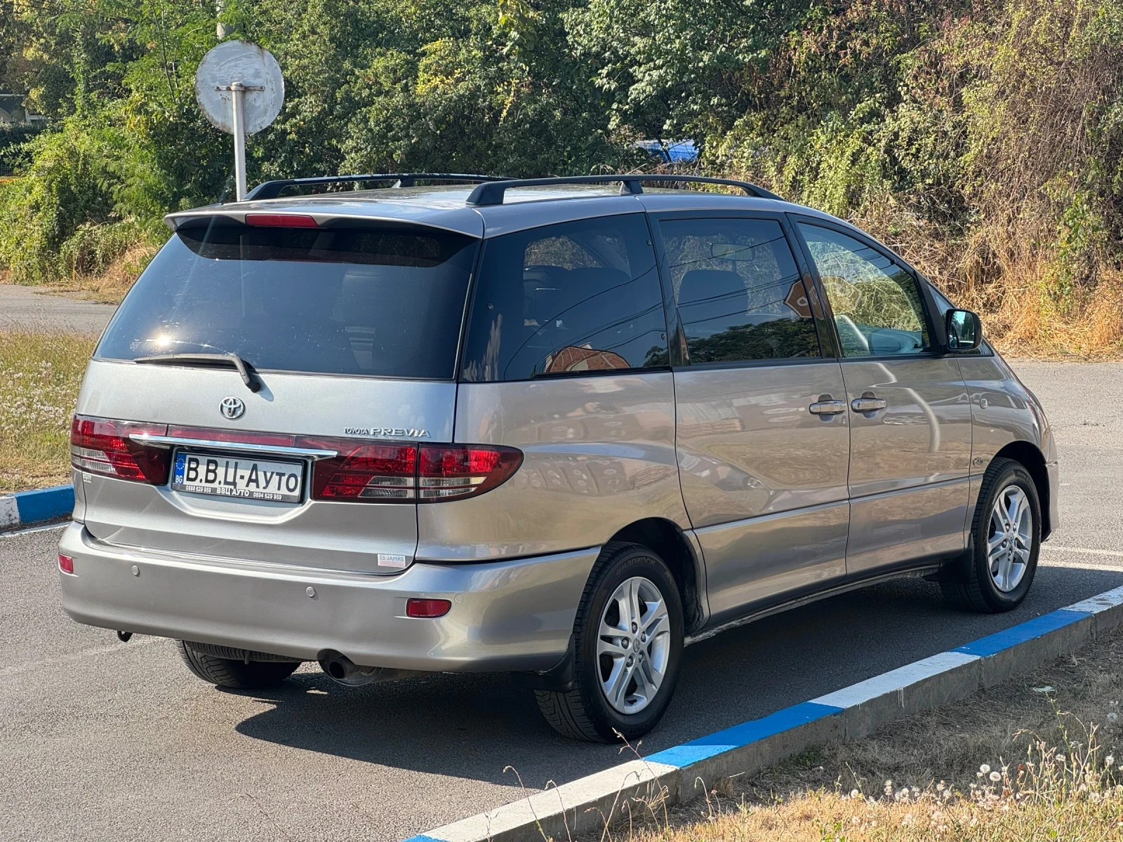Toyota Previa 2.0D4D, снимка 4 - Автомобили и джипове - 55619464