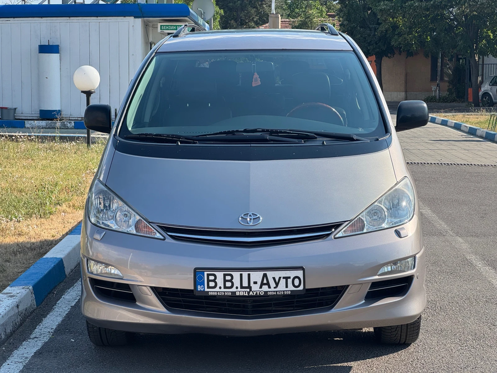 Toyota Previa 2.0D4D, снимка 2 - Автомобили и джипове - 55619464