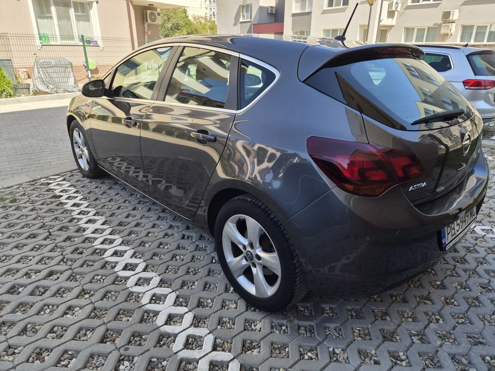 Opel Astra, снимка 6 - Автомобили и джипове - 55783027
