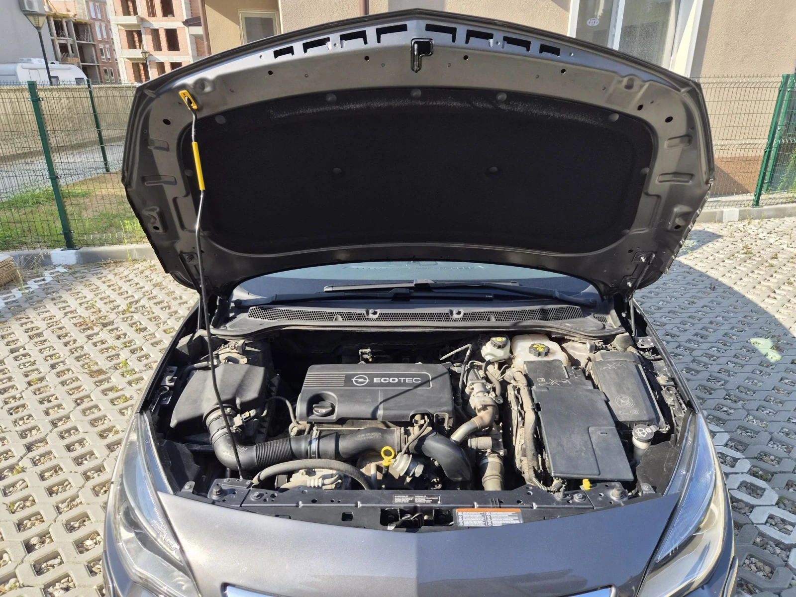 Opel Astra, снимка 12 - Автомобили и джипове - 55783027
