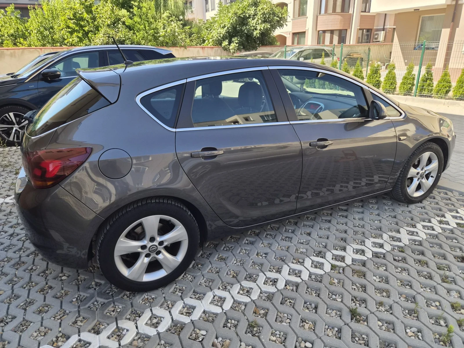 Opel Astra, снимка 5 - Автомобили и джипове - 55783027