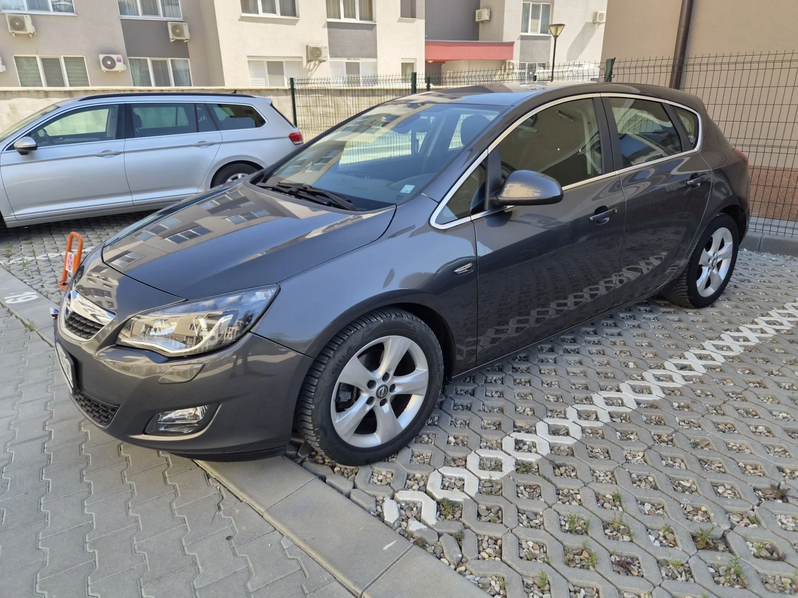 Opel Astra, снимка 7 - Автомобили и джипове - 55783027