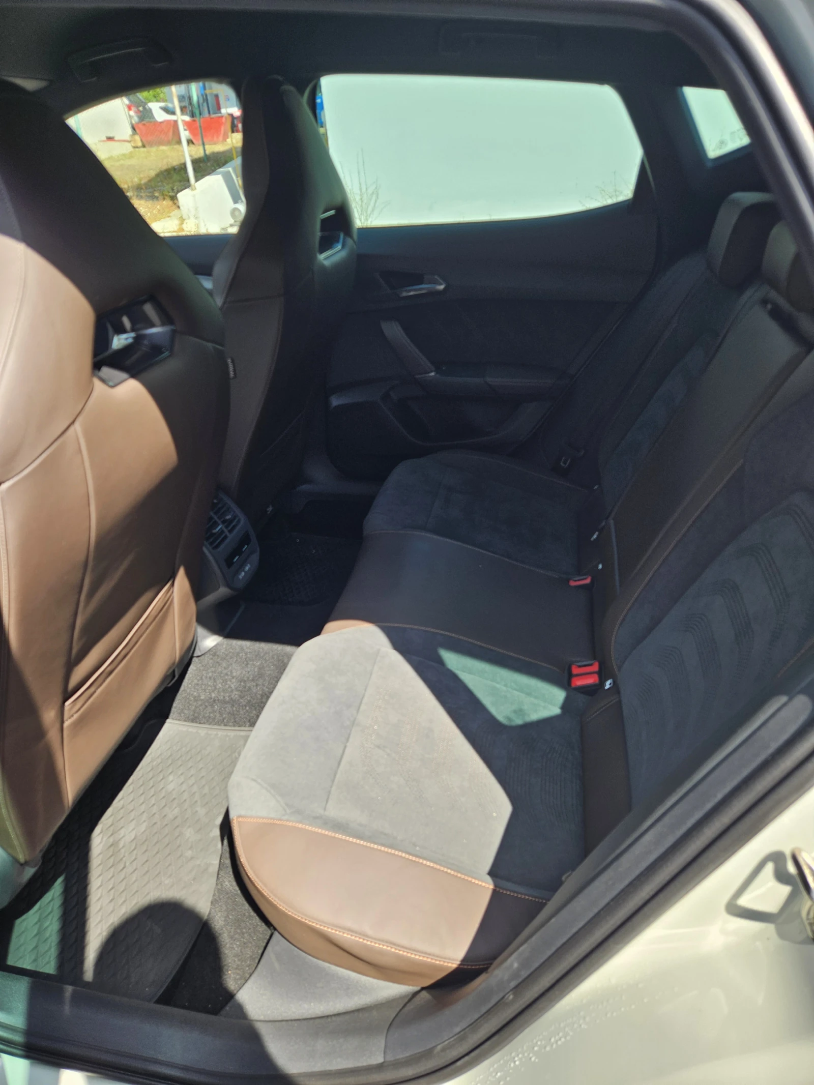 Cupra Formentor VZ5 2.5 TAIGA GRAY 425/999, снимка 6 - Автомобили и джипове - 55840141