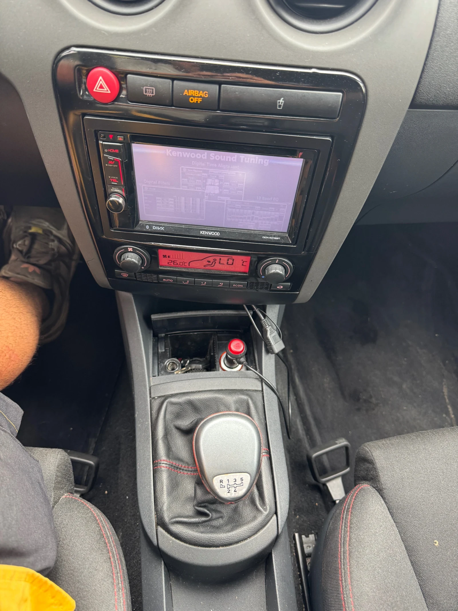 Seat Ibiza 1.8T CUPRA, снимка 10 - Автомобили и джипове - 55889755