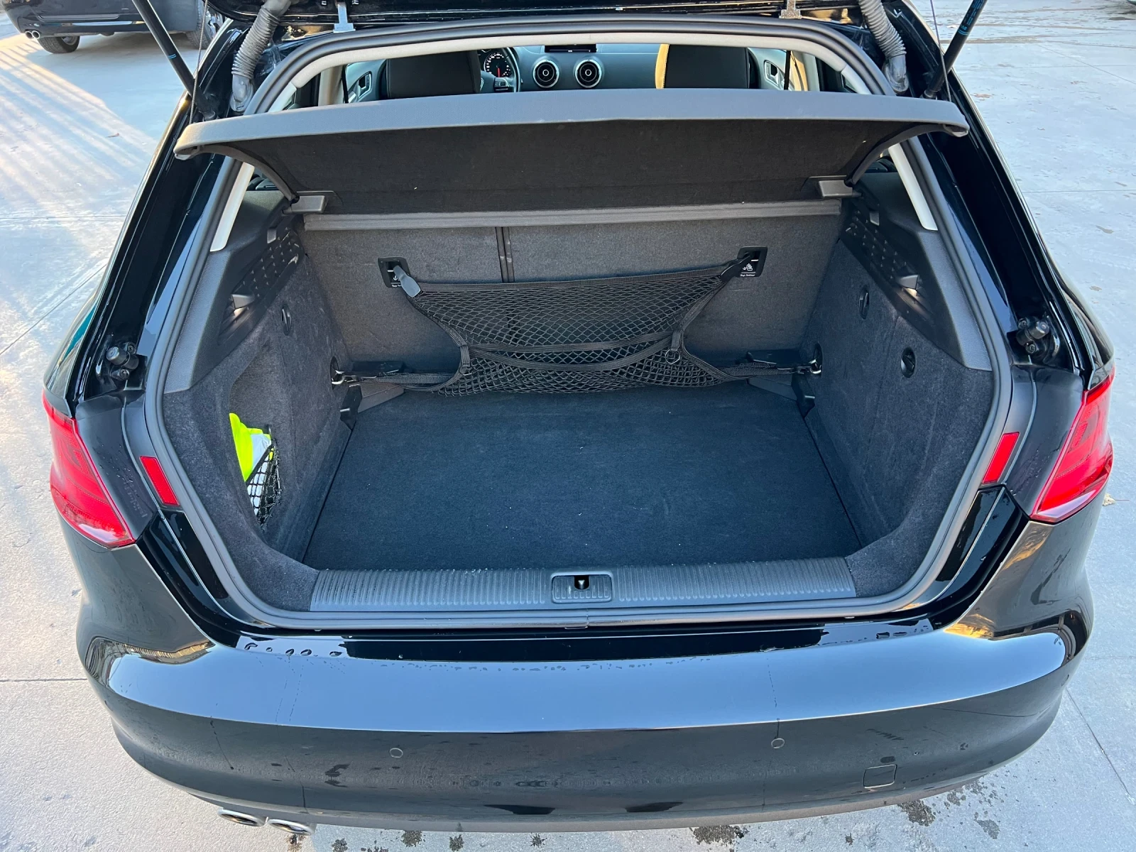 Audi A3 2.0 TDI sportback първи собственик, снимка 10 - Автомобили и джипове - 56116844