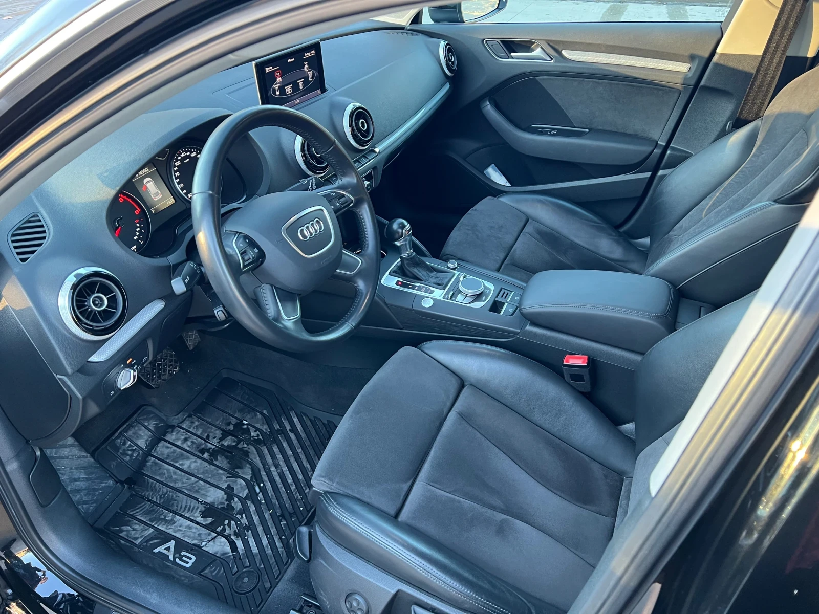 Audi A3 2.0 TDI sportback първи собственик, снимка 7 - Автомобили и джипове - 56116844