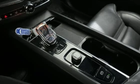 Volvo XC60 * B6 | R-Design | 4x4 | PILOT ASSIST | HUD | 360 К, снимка 2