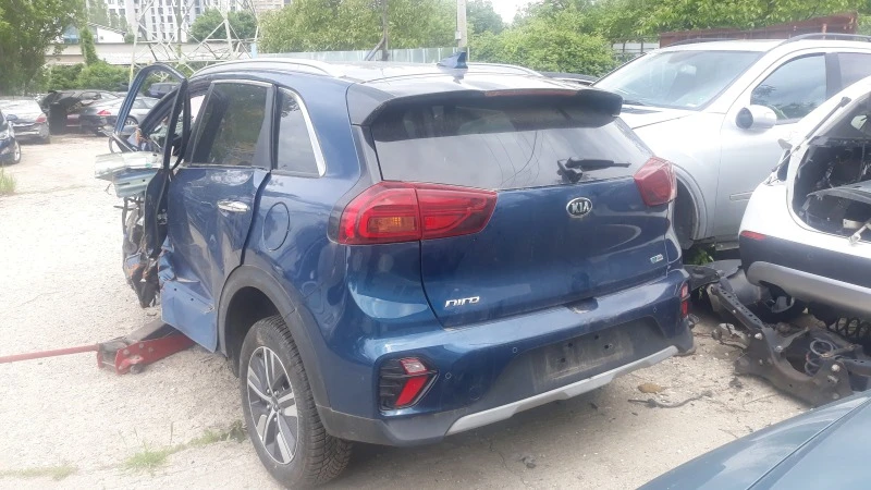 Kia Niro, снимка 1 - Автомобили и джипове - 46747220